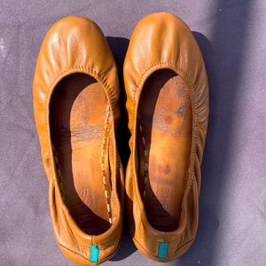 Tieks chestnut ballet flats size 8 with original box and bag